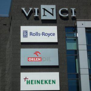 Kasetony z płyt kompozytowych